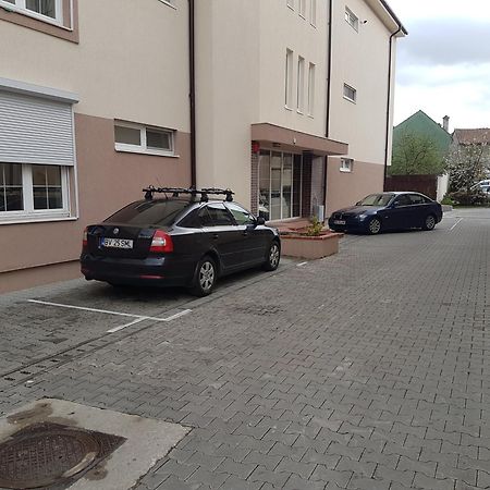 Schiller Apartment 57 - Free Private Parking Brasov Exterior photo